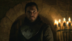 extant_GameOfThrones_8x01-Winterfell_3919