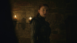 extant_GameOfThrones_8x01-Winterfell_3923