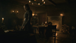 extant_GameOfThrones_8x01-Winterfell_3928