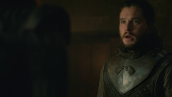 extant_GameOfThrones_8x01-Winterfell_3945