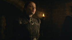 extant_GameOfThrones_8x01-Winterfell_3952