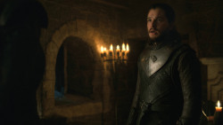 extant_GameOfThrones_8x01-Winterfell_3954