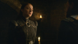 extant_GameOfThrones_8x01-Winterfell_3962