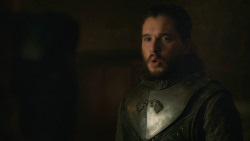 extant_GameOfThrones_8x01-Winterfell_3967