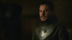 extant_GameOfThrones_8x01-Winterfell_3970