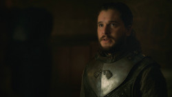 extant_GameOfThrones_8x01-Winterfell_3973