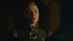 extant_GameOfThrones_8x01-Winterfell_3983