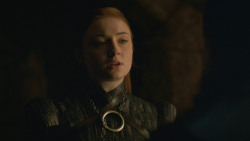 extant_GameOfThrones_8x01-Winterfell_3984
