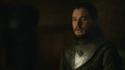 extant_GameOfThrones_8x01-Winterfell_3988