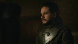 extant_GameOfThrones_8x01-Winterfell_3993