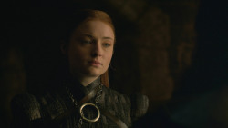 extant_GameOfThrones_8x01-Winterfell_4003