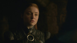 extant_GameOfThrones_8x01-Winterfell_4004