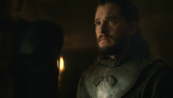 extant_GameOfThrones_8x01-Winterfell_4010