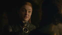 extant_GameOfThrones_8x01-Winterfell_4037