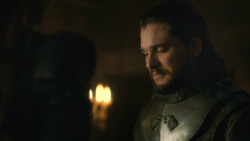 extant_GameOfThrones_8x01-Winterfell_4042