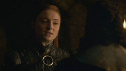 extant_GameOfThrones_8x01-Winterfell_4050