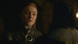 extant_GameOfThrones_8x01-Winterfell_4054