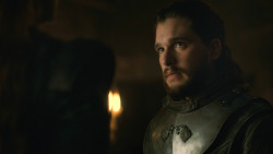 extant_GameOfThrones_8x01-Winterfell_4060