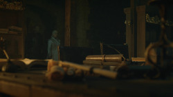 extant_GameOfThrones_8x01-Winterfell_4072