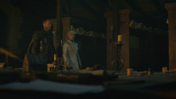 extant_GameOfThrones_8x01-Winterfell_4083