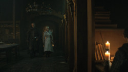 extant_GameOfThrones_8x01-Winterfell_4086