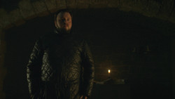 extant_GameOfThrones_8x01-Winterfell_4107