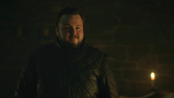 extant_GameOfThrones_8x01-Winterfell_4133