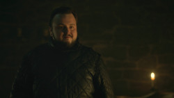 extant_GameOfThrones_8x01-Winterfell_4136