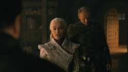 extant_GameOfThrones_8x01-Winterfell_4139