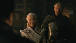 extant_GameOfThrones_8x01-Winterfell_4145