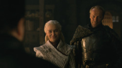 extant_GameOfThrones_8x01-Winterfell_4148