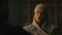 extant_GameOfThrones_8x01-Winterfell_4166