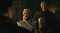 extant_GameOfThrones_8x01-Winterfell_4176
