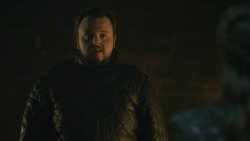 extant_GameOfThrones_8x01-Winterfell_4190