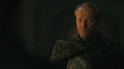 extant_GameOfThrones_8x01-Winterfell_4220