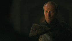 extant_GameOfThrones_8x01-Winterfell_4221