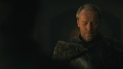 extant_GameOfThrones_8x01-Winterfell_4247