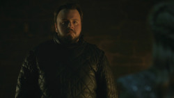 extant_GameOfThrones_8x01-Winterfell_4249