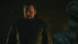 extant_GameOfThrones_8x01-Winterfell_4259