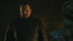 extant_GameOfThrones_8x01-Winterfell_4260