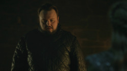 extant_GameOfThrones_8x01-Winterfell_4265