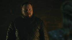 extant_GameOfThrones_8x01-Winterfell_4267