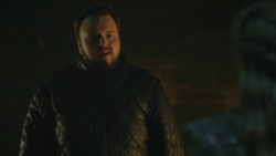 extant_GameOfThrones_8x01-Winterfell_4268