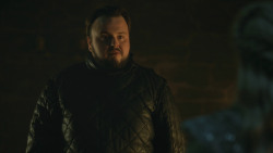 extant_GameOfThrones_8x01-Winterfell_4271