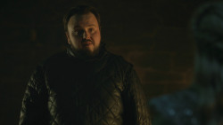 extant_GameOfThrones_8x01-Winterfell_4272