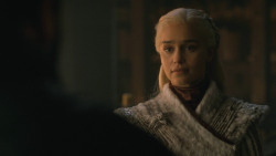 extant_GameOfThrones_8x01-Winterfell_4277