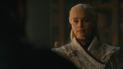 extant_GameOfThrones_8x01-Winterfell_4284