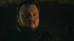 extant_GameOfThrones_8x01-Winterfell_4287