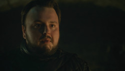 extant_GameOfThrones_8x01-Winterfell_4297