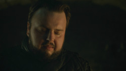 extant_GameOfThrones_8x01-Winterfell_4326